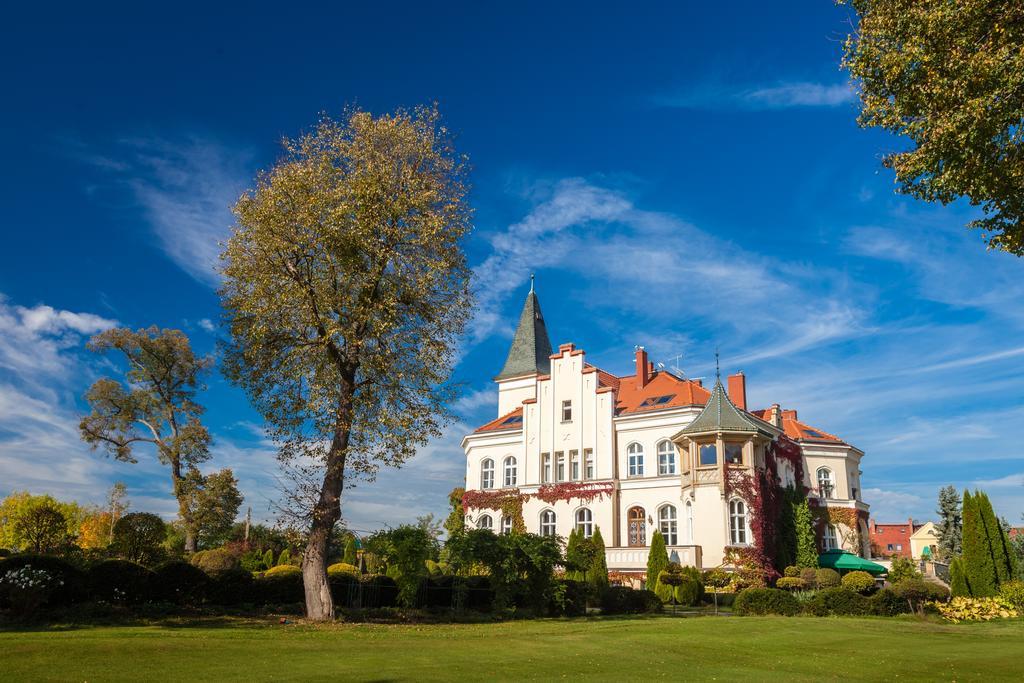 Palac Brzezno Spa & Golf Oborniki Śląskie Eksteriør bilde