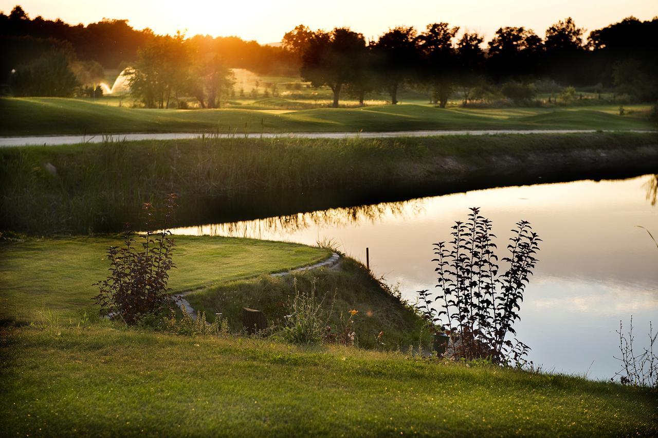 Palac Brzezno Spa & Golf Oborniki Śląskie Eksteriør bilde